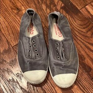 Cienta Girls Canvas Laceless Sneakers